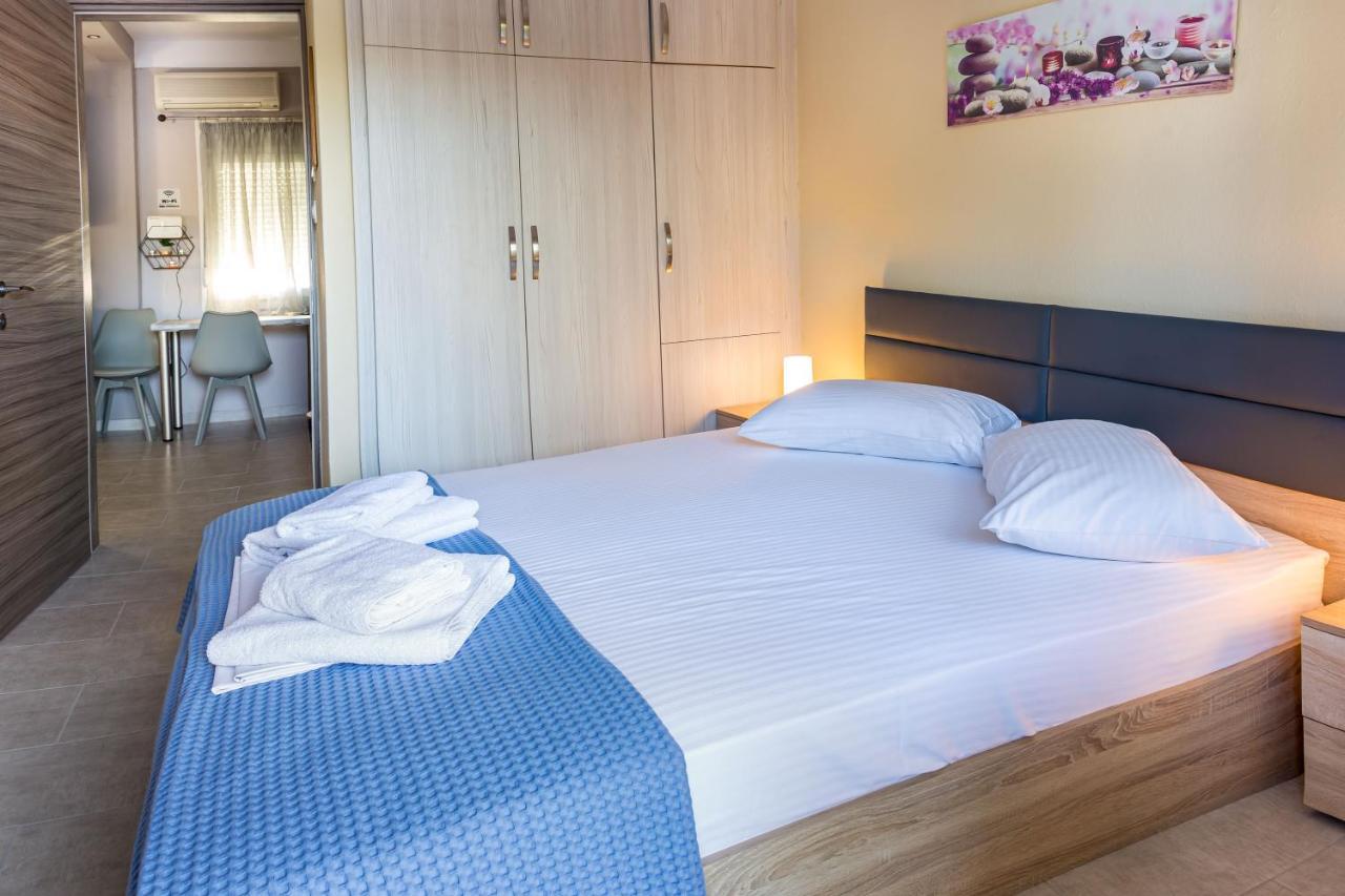 2 Bedroom Modern Apartment in Perea Peraía Buitenkant foto